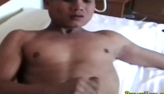 Dick sucking asian twink takes cum