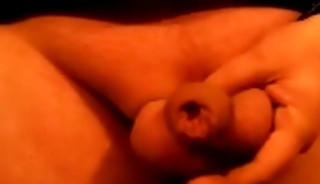 Amateur Close-Up Masturbation
