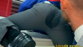Office hunk Robbie Rojo blows his boss before hard drilling