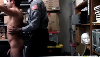 White guy enjoys a BBC dick in a security room