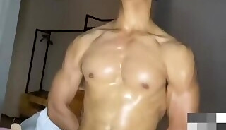 🕶️🐓🗣️💦