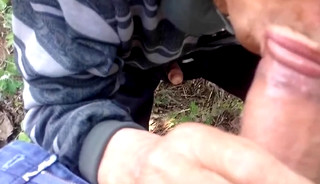 Chinese daddy sucks dry his friend in the countryside