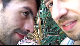 Two Hotel Strangers Agree to Fuck on Cam for Cash