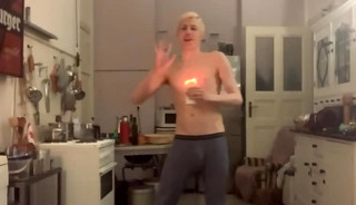 SISSY IS ALWAYS HUNGRY FOR RAW COCK