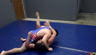 Beefy Wrestling