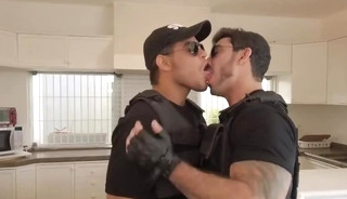 SWAT POKE 🕶️