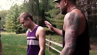 Tattooed hunk barebacks petite rimmed twink under shower