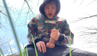 Sweet Boy Jerking his Big Dick (23cm) Outdoor / Huge Cumshot on Camera / College Boy / Monster Dick