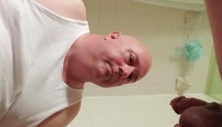 Golden shower for amateur chub
