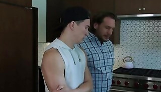 Student Isaac Parker gets down with Mature Hans Berlin