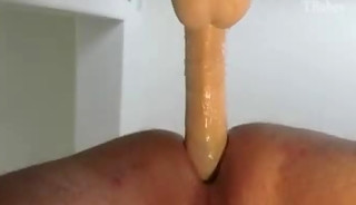 TBabex Working it into my Bottom