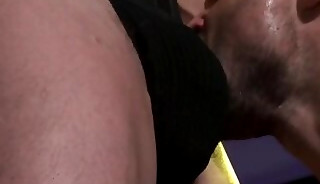 Strapping stud rimming guys ass