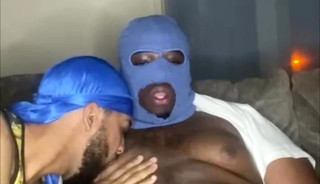 Blkazmoobs sucking a bear's nipples