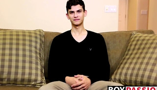 Twink is impossible to stop from jerking off after interview