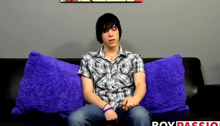 Emo fingers his ass and masturbates after being interviewed