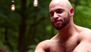 Allen King Seduces Sean Zevran  & his BIG COCK