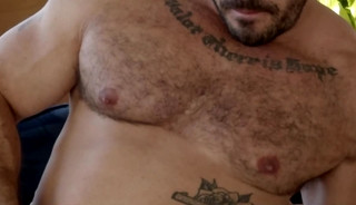 Hairy bodybuilder Davin