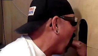 Gloryhole gay penetrated in anal hole in missionary