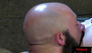 Muscular hunk pummells two buttholes