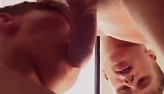 Classic Porn - An American in Prague