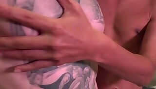 Have you ever worshipped a body like this?🤔😁 This guy so lucky!😎😍 Video 814