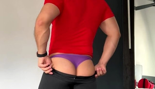 159.9 Football player shows his ass in lilac thong