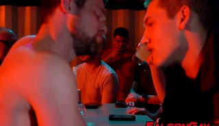 Gay hunks Kurtis Wolfe and Hunter Smith bareback after party