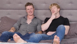 Hot Stud Enjoys a Bro's Dick