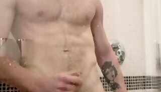 SHOWER JACKER
