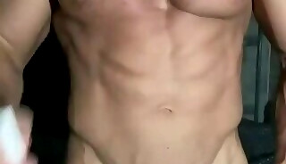 An amazing body worth to worship and admire!😍😁