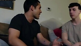 Inked stepbrother barebacks and rims bottom in the kitchen